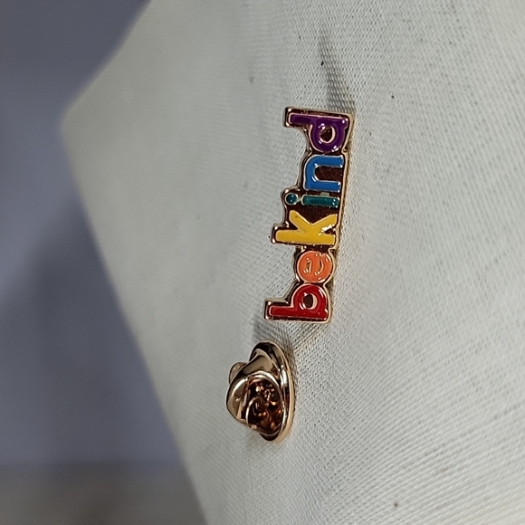 Be Kind Multicolor Enamel & Steel Pin, unisex - Picture 3 of 4